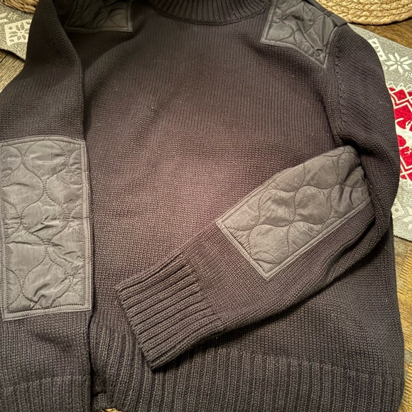 525 black Elegant Beige Turtleneck Sweater - Picture 3 of 5